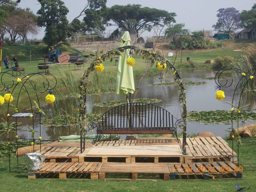 Wedding ceremony set up on the lawn at Kingfisher Park